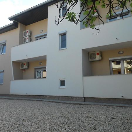 Dva Dukata Bed & Breakfast Biograd Na Moru Ngoại thất bức ảnh