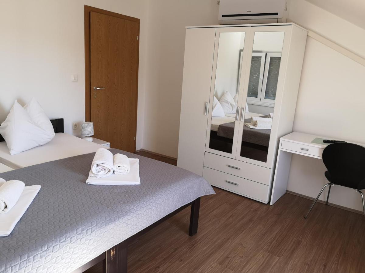 Dva Dukata Bed & Breakfast Biograd Na Moru Phòng bức ảnh